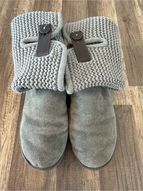 Uggs Women’s Cozy Knit Cuff Suede Boots in Light Gray size 12